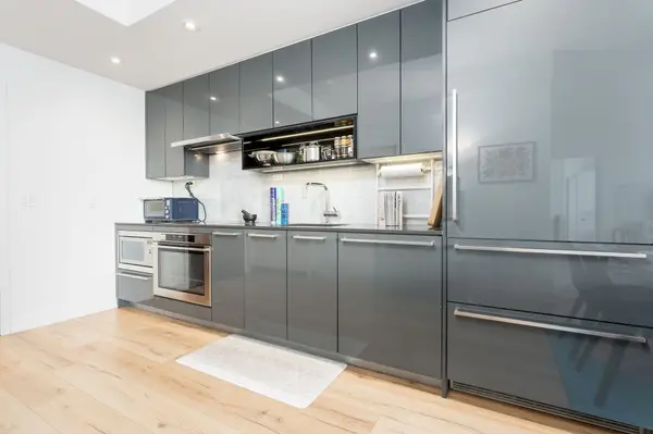 117 McMahon DR #2008, Toronto C15, ON M2K 0E4