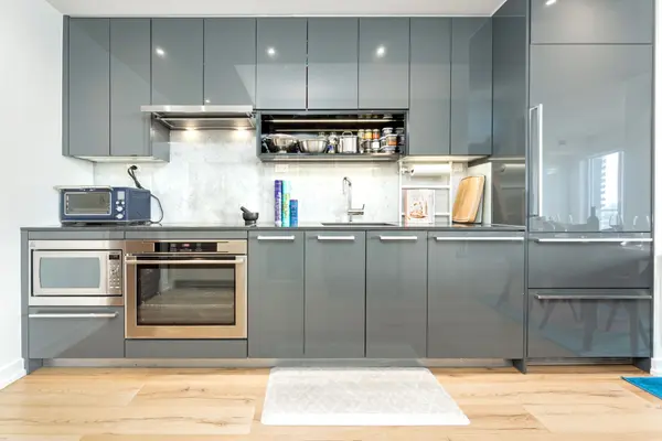 117 McMahon DR #2008, Toronto C15, ON M2K 0E4