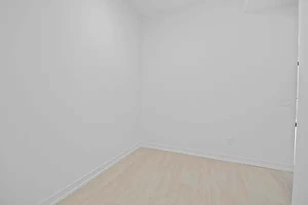 35 Parliament ST #324, Toronto C08, ON M5A 0Z5