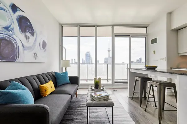 426 University AVE #P306, Toronto C01, ON M5G 1S9