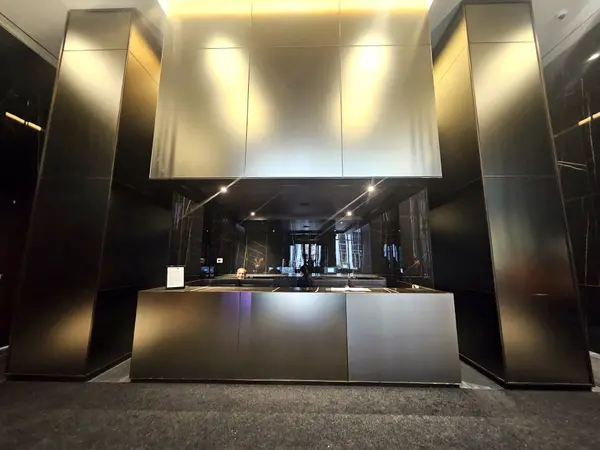 11 Yorkville AVE #1711, Toronto C02, ON M4W 0B7