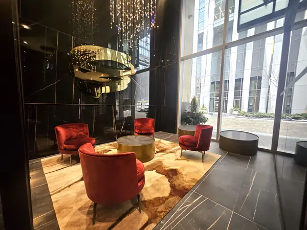 11 Yorkville AVE #1711, Toronto C02, ON M4W 0B7