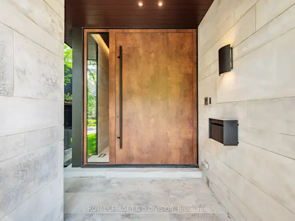 5 Fidelia AVE, Toronto C12, ON M4N 3E7