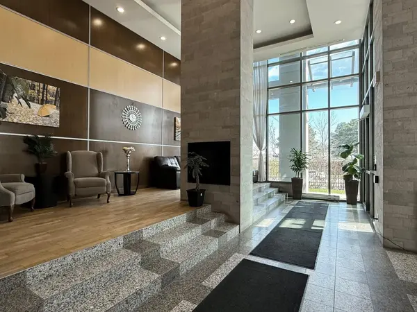 88 Grangeway AVE #703, Toronto E09, ON M1H 0A2