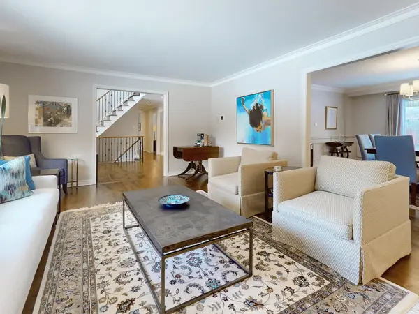 544 Woodland Acres CRES, Vaughan, ON L6A 1G2