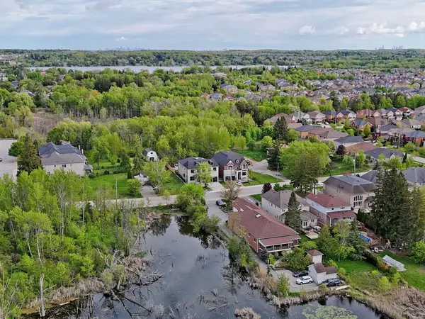 69 Snively ST, Richmond Hill, ON L4E 3E7