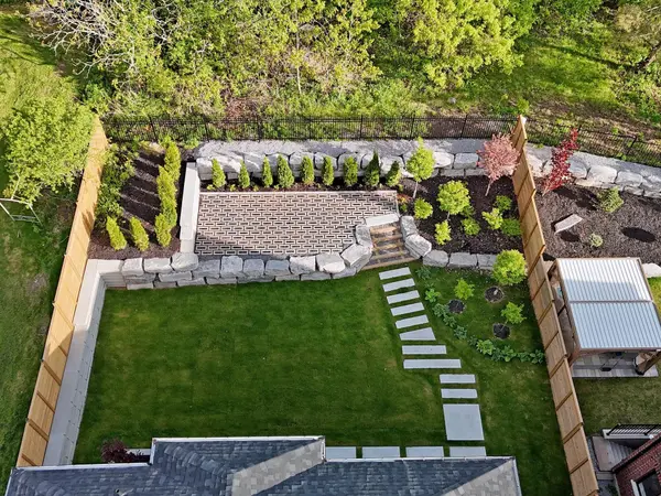 69 Snively ST, Richmond Hill, ON L4E 3E7