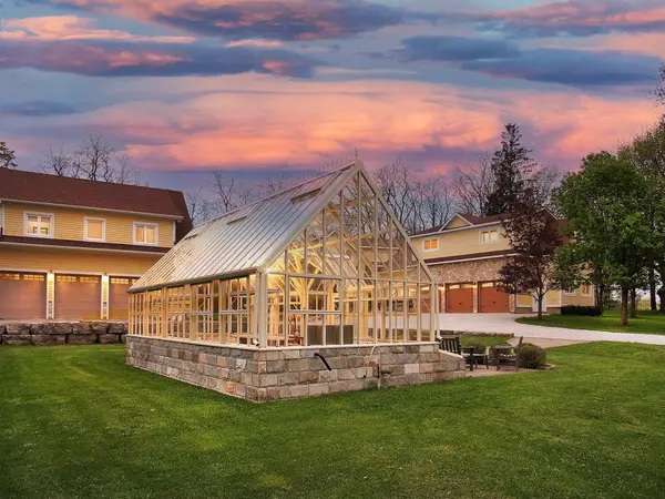 6 and 8 Macleod Estate CT, Richmond Hill, ON L4E 0B1