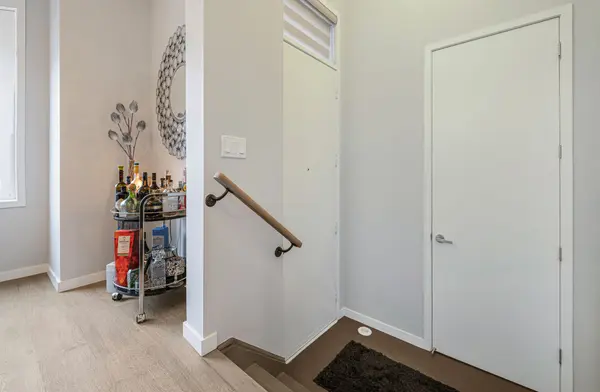 12 Genuine LN, Richmond Hill, ON L4B 0E5