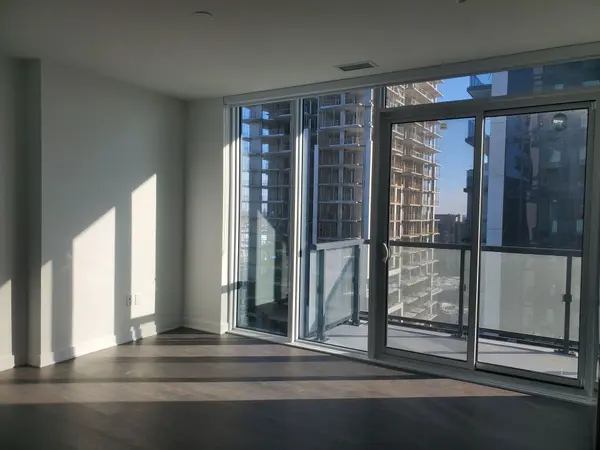 85 Oneida CRES #1614, Richmond Hill, ON L4B 0A6