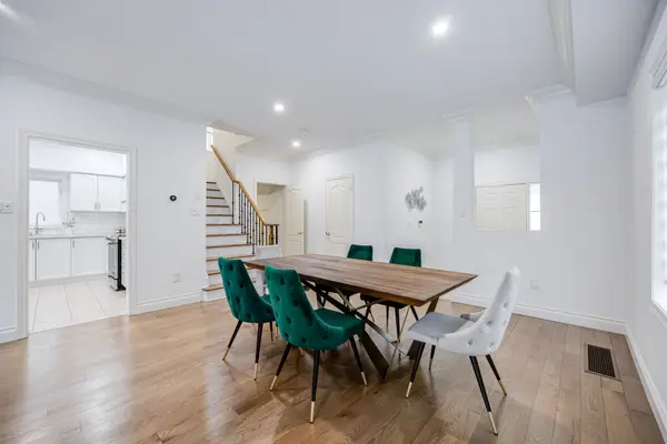 467 Pleasant Ridge AVE, Vaughan, ON L4J 8X2