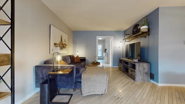 12 Woodglen WAY, Markham, ON L3R 3A8