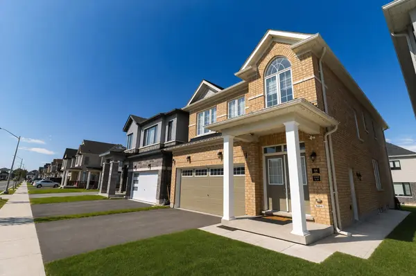 44 Bannister RD #Basement, Barrie, ON L9S 2Z8