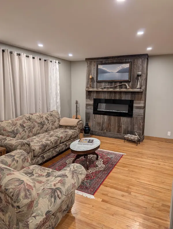 743022 & 743024 Dawson Point RD, Timiskaming, ON P0J 1P0