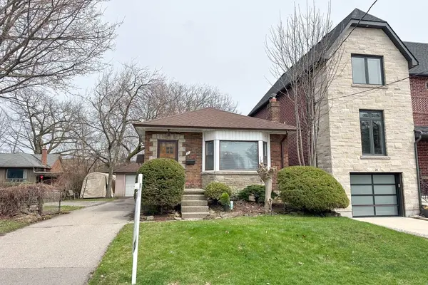 41 Thirty Third ST, Toronto W06, ON M8W 3H2