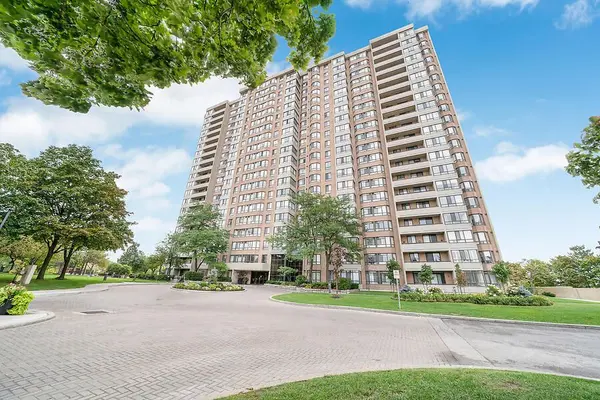 100 County Court BLVD #1607, Brampton, ON L6W 3X1