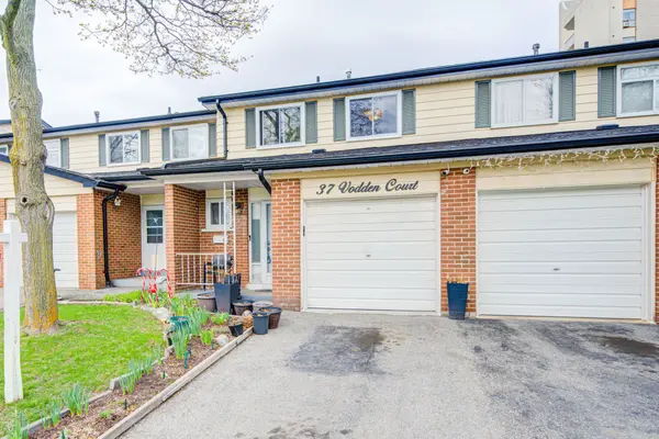 37 Vodden CT, Brampton, ON L6V 2V7