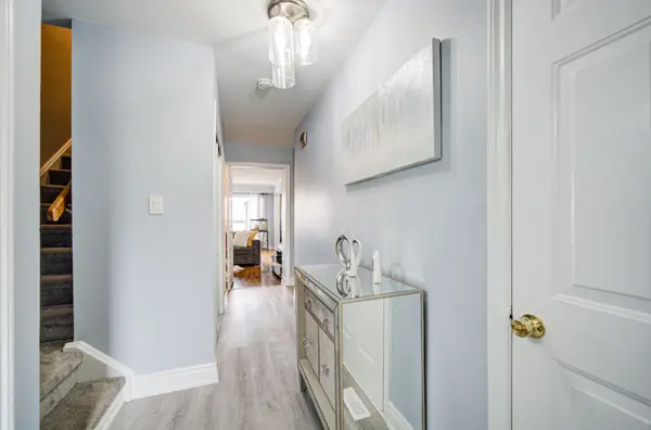 37 Vodden CT, Brampton, ON L6V 2V7