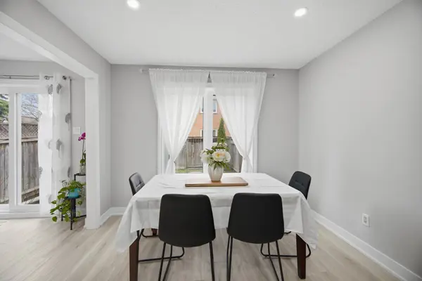 69 Wood CIR, Caledon, ON L7E 1R4