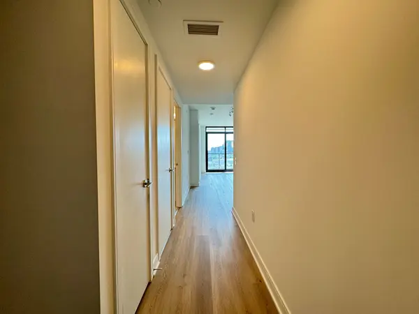 86 Dundas ST E #623, Mississauga, ON L5A 1W4