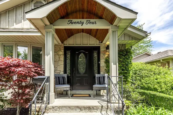 24 Ladore DR, Brampton, ON L6Y 1V5