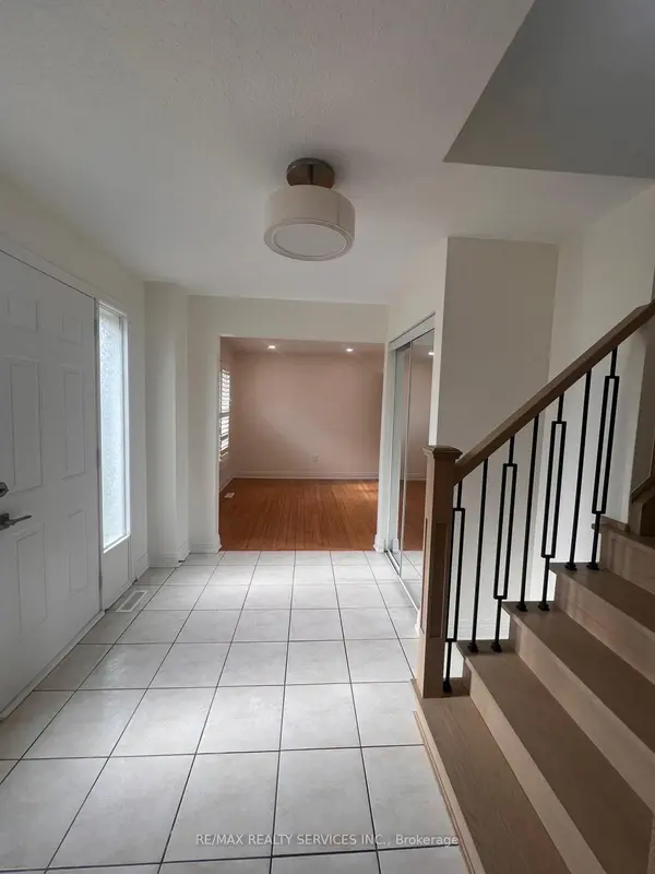 31 Junewood CRES, Brampton, ON L6S 3T5