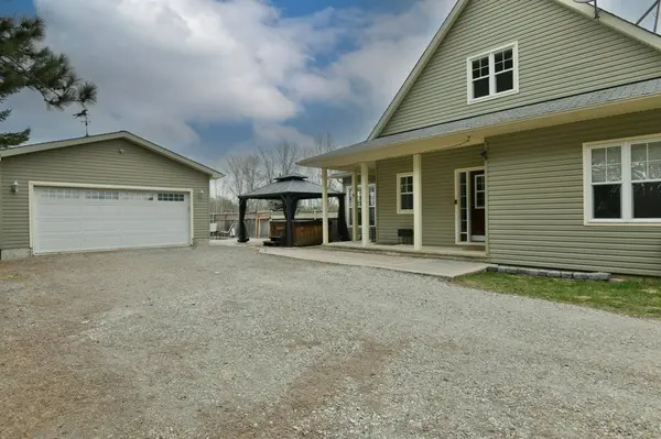 207 Ferguson Falls RD, Lanark Highlands, ON K7C 0C5