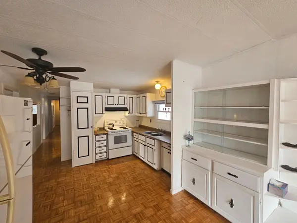 172 Birch ST, Perth East, ON N5A 6S6