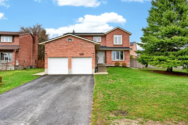 1220 Humberside DR, Kingston, ON K7P 2P3