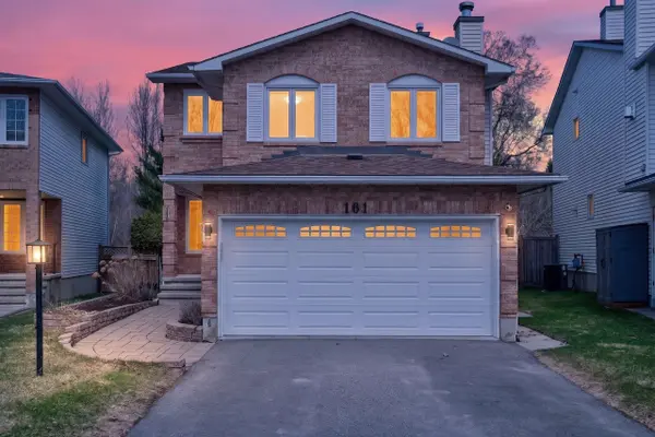 161 Springwater DR, Kanata, ON K2M 1Z9