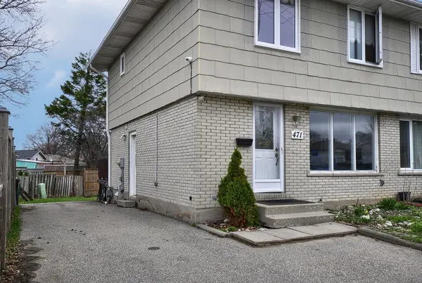 471 Strasburg RD, Kitchener, ON N2E 1P1