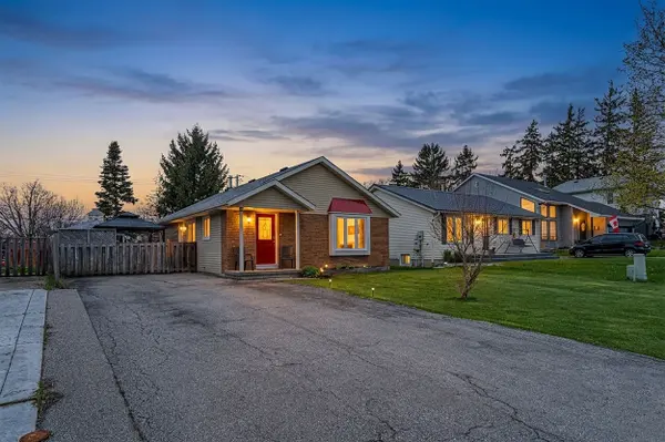 8 Abbott LN, Haldimand, ON N0A 1E0