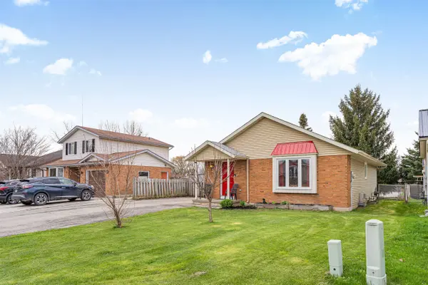 8 Abbott LN, Haldimand, ON N0A 1E0