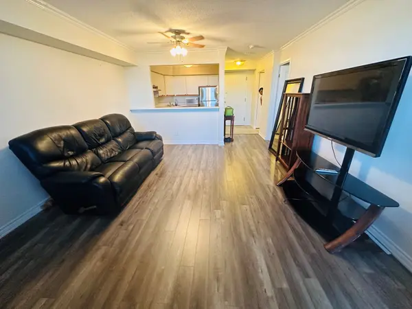 1025 Grenon AVE #813, Britannia Heights - Queensway Terrace N And Area, ON K2B 8S5