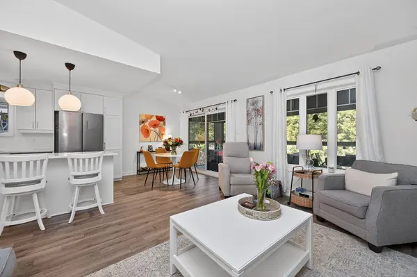 83 St Moritz TRL #202, Russell, ON K0A 1W0