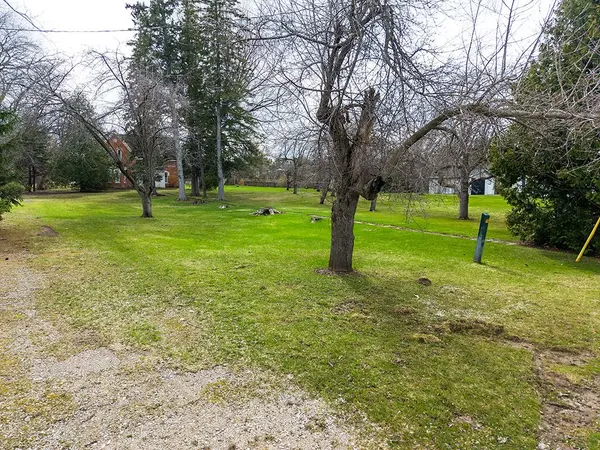 43 Alfred ST E, Blue Mountains, ON N0H 2P0