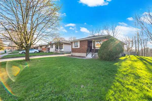 30 Highman AVE, Cambridge, ON N1R 3L7