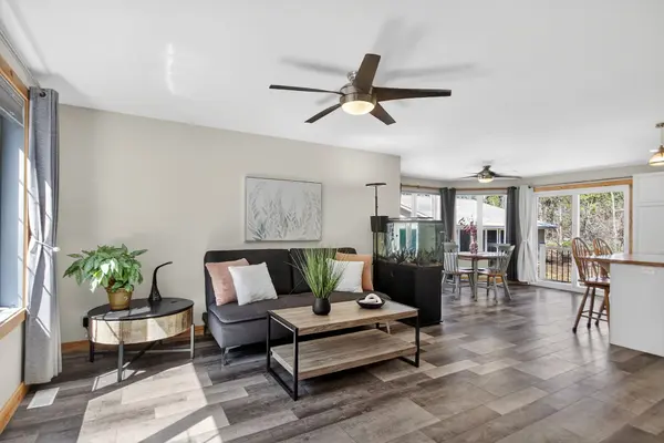 130 Station RD, Drummond/north Elmsley, ON K7A 4S4