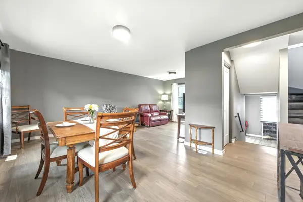 49 Glendale AVE, Deep River, ON K0J 1P0