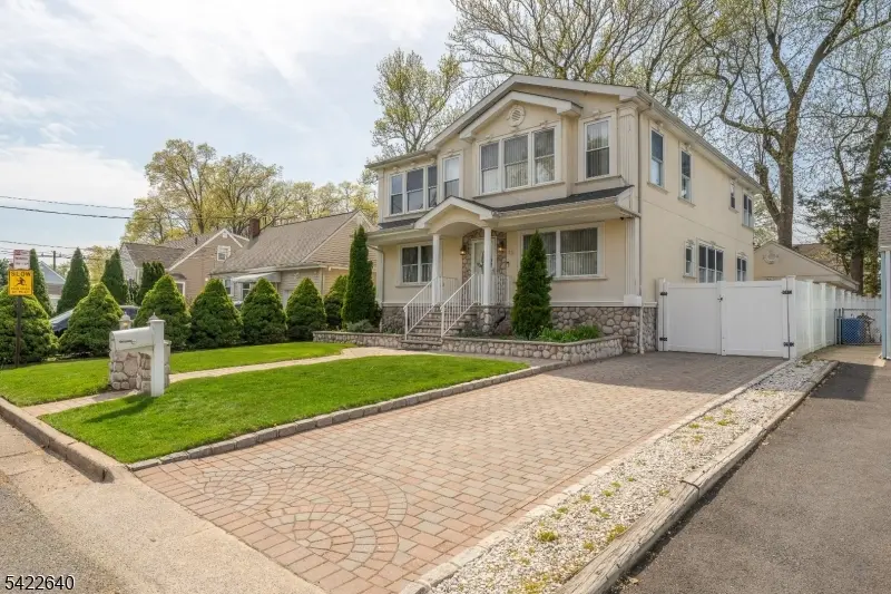 13 W   5Th Ave, Linden City, NJ 07036