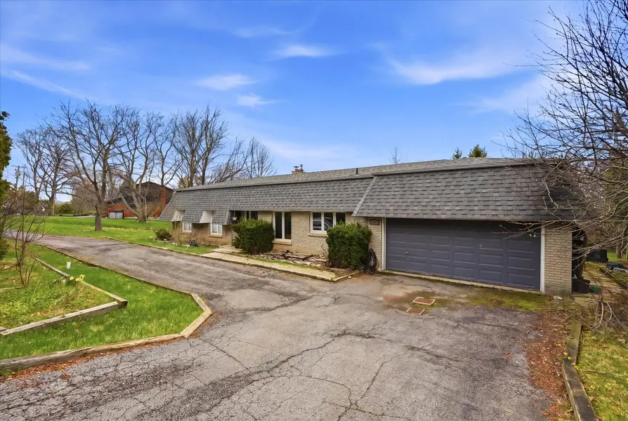 1310 Beaufort DR, Burlington, ON L7P 4V9