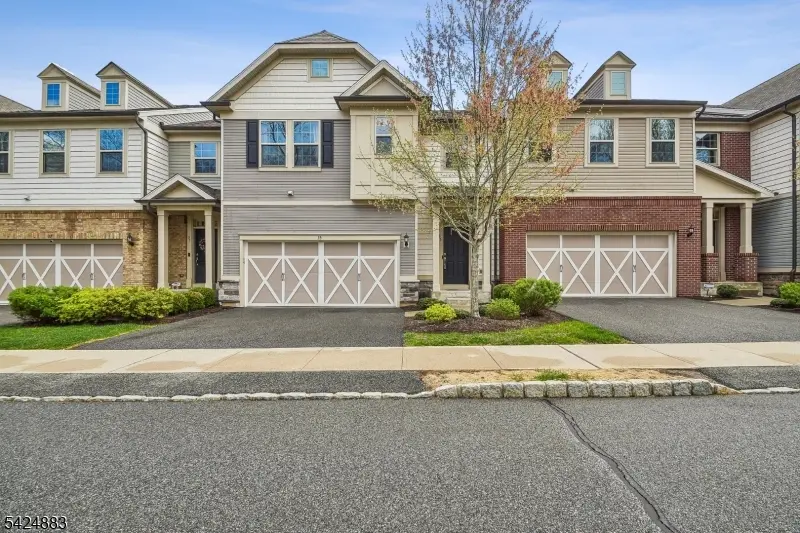 35 Albert Ct, Randolph Twp., NJ 07869