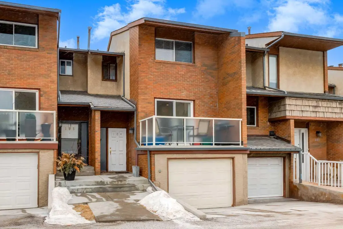 1305 Glenmore TRL SW #104, Calgary, AB T2V 4Y8