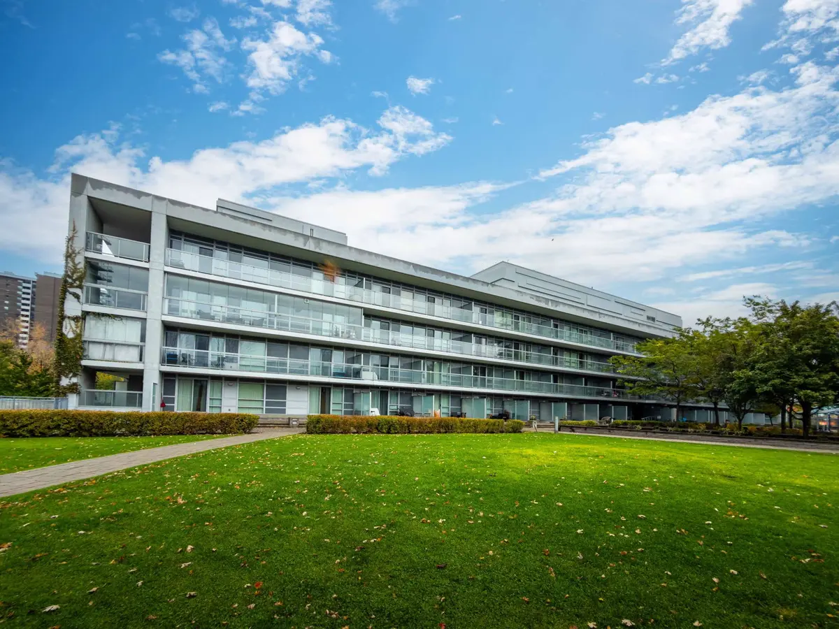 2035 Sheppard AVE E #216, Toronto C15, ON M2J 0A8