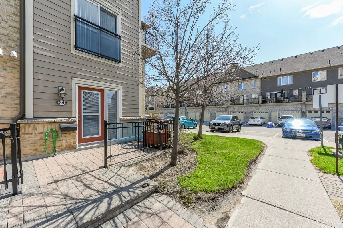 2891 Rio CT #84, Mississauga, ON L5M 0S3