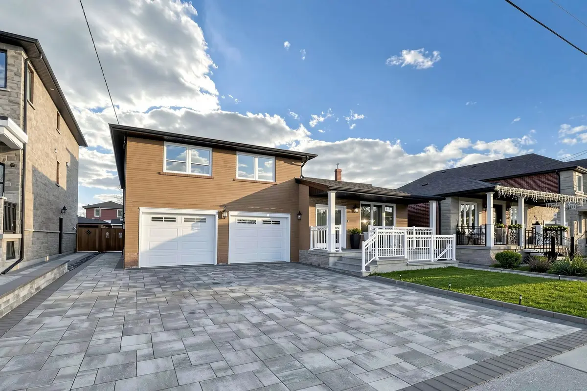 46 Chiswick AVE, Toronto W04, ON M6M 4T9