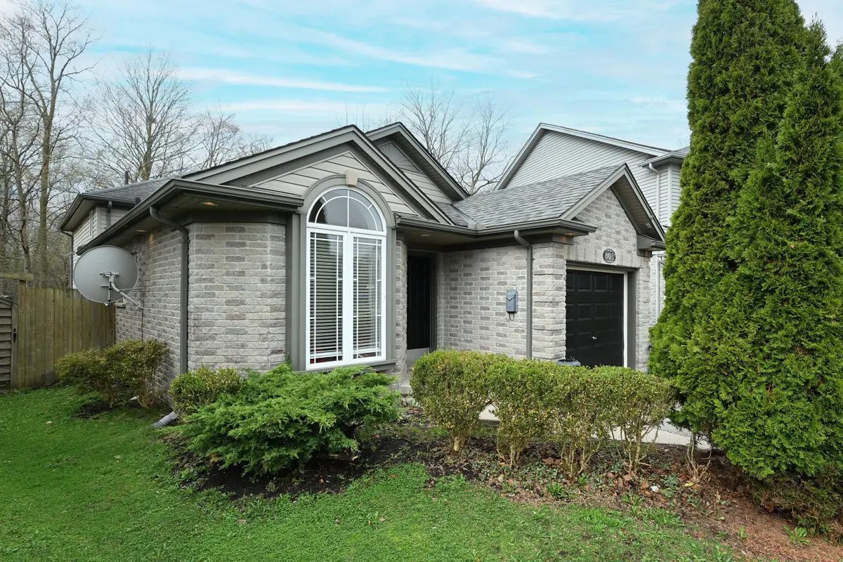 803 Sandcherry ST, London North, ON N6H 5T9