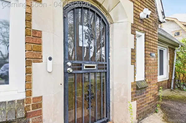 14000 Rutland ST, Detroit, MI 48227