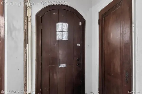 14000 Rutland ST, Detroit, MI 48227