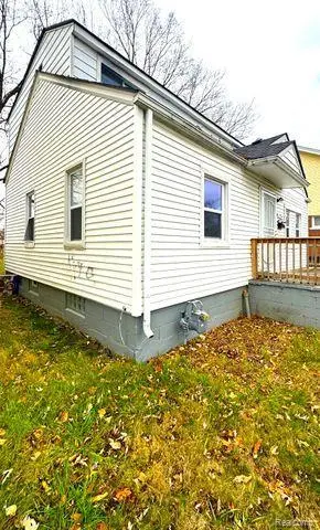 12936 WINTHROP ST, Detroit, MI 48227